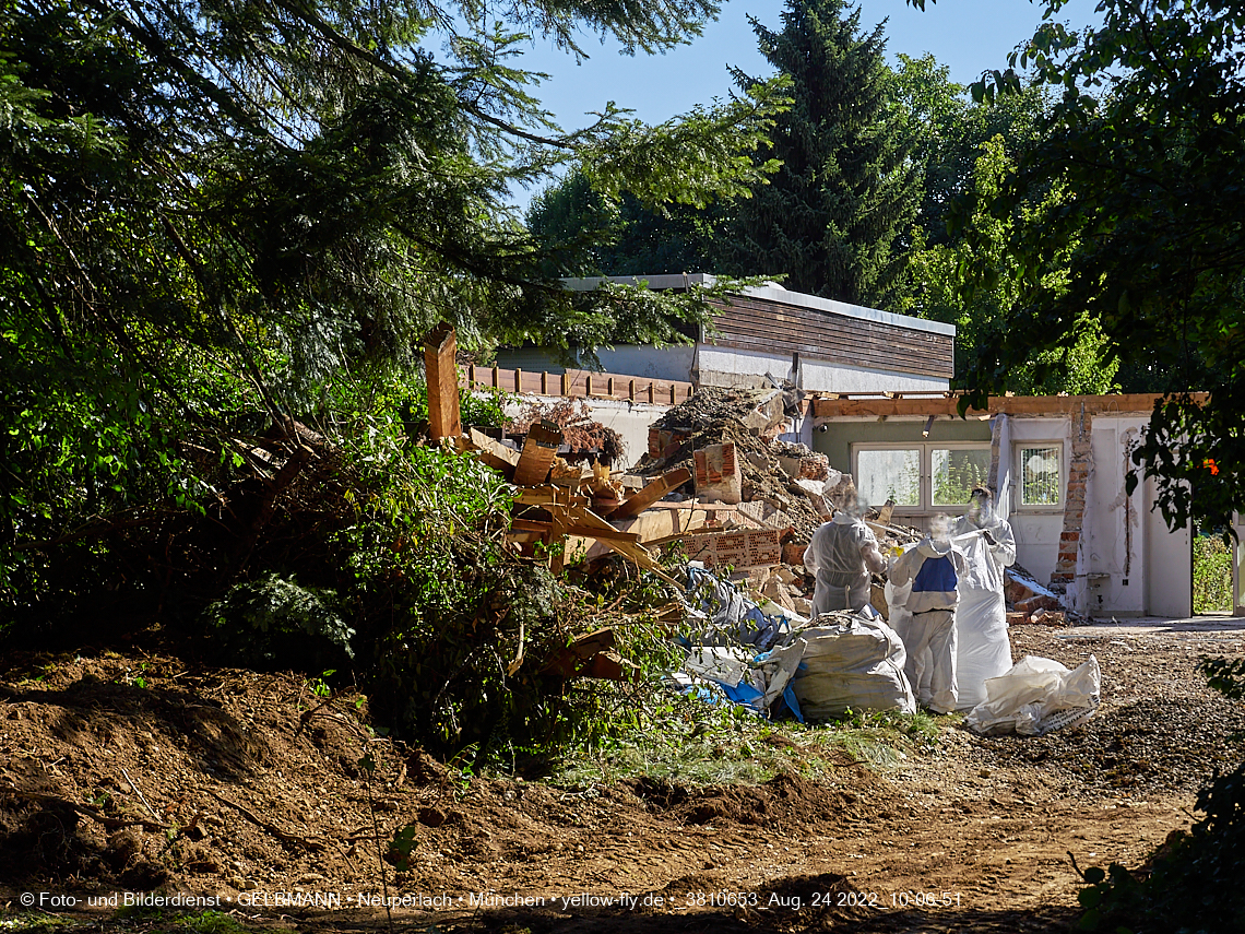 24.08.2022 - Baustelle an der Niederalmstraße 16 und Hugo-Lang-Bogen 13 in Neuperlach-Trudering